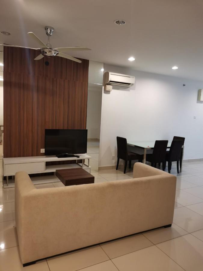 Mansion One Studio Suit~gurney~georgetown~2-4paxes George Town
